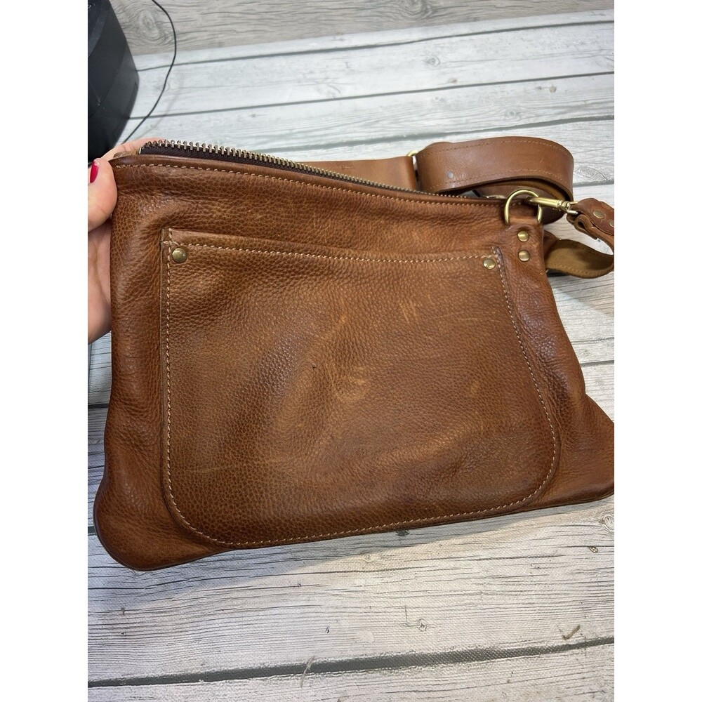 Coastal hillbilly large crossbody
Measurements posted in photos - Picture 2 of 16